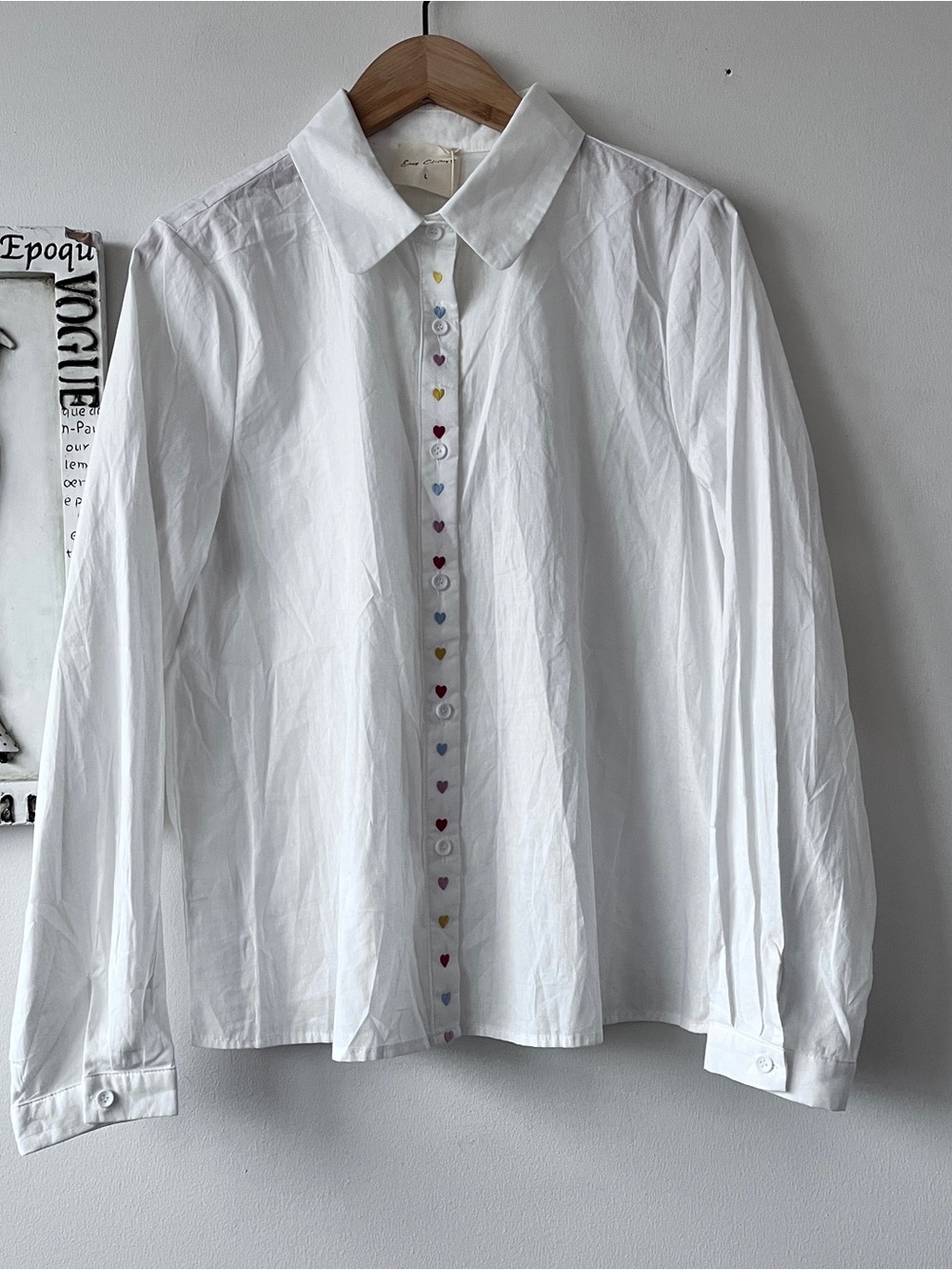 Easy Clothes White Cotton Embroidered Hearts Button Down Women’s Shirt Size L